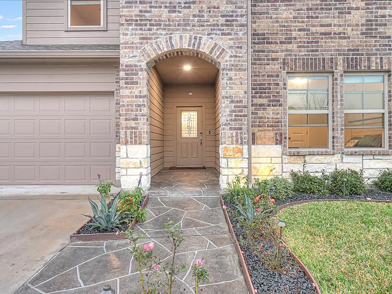 7938 Fort Griffen Dr — Photo 13