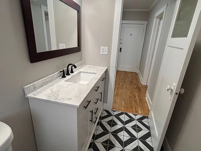 5929 W Washington Blvd — Photo 18