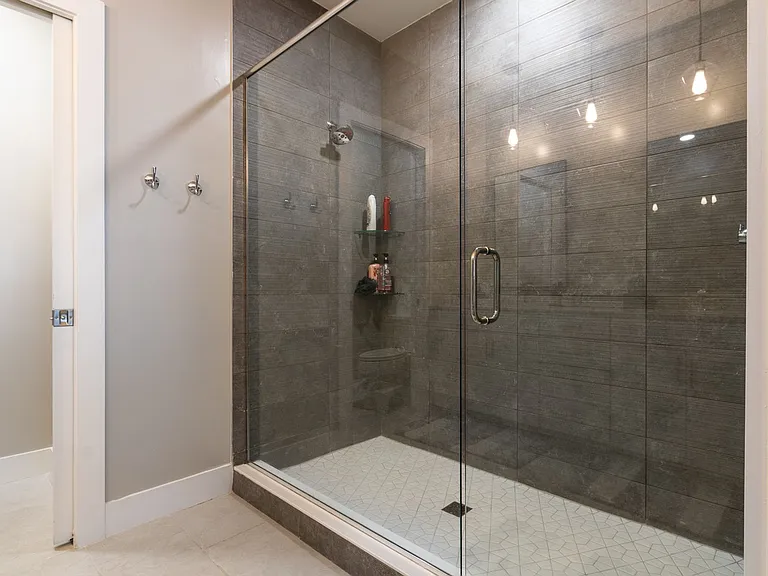 3349 SW 50th Dr — Photo 23