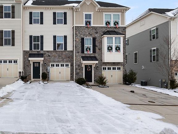 3rd image of 1205 Cozy Oak Lndg