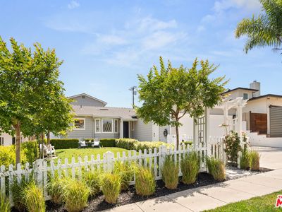 7322 W 91st St, Los Angeles, CA, 90045
