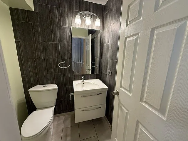 707 Kingsbridge Dr — Photo 12