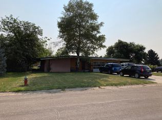 307 E Mountain View Dr, Sheridan, WY 82801