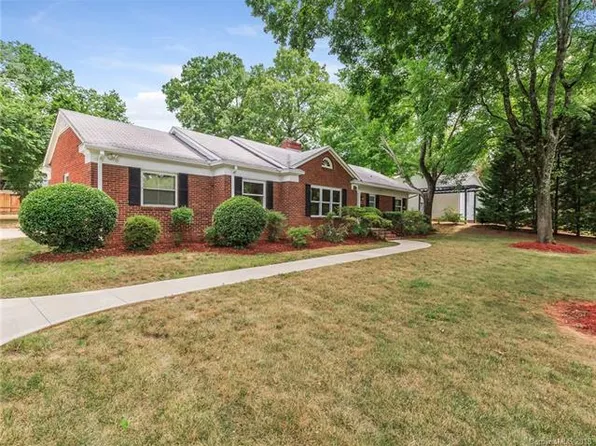 1201 S Wendover Rd, Charlotte, NC 28211