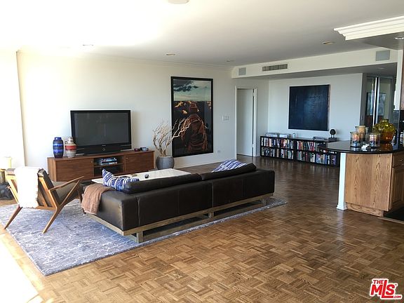 5th image of 2220 Avenue Of The Stars Unit 1606