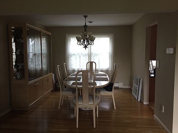 Formal dining room