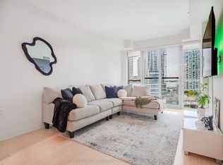 1 The Esplanade #1009, Toronto, ON M5E 0A8