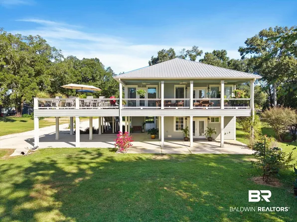 18818 James Rd, Gulf Shores, AL 36542