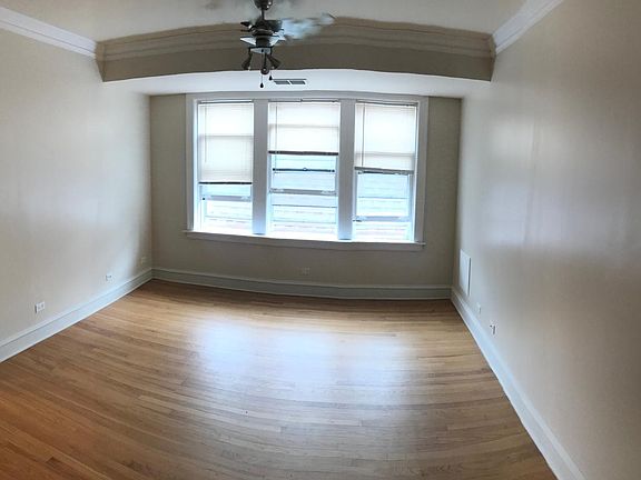 4th image of 4305 N Saint Louis Ave #2
