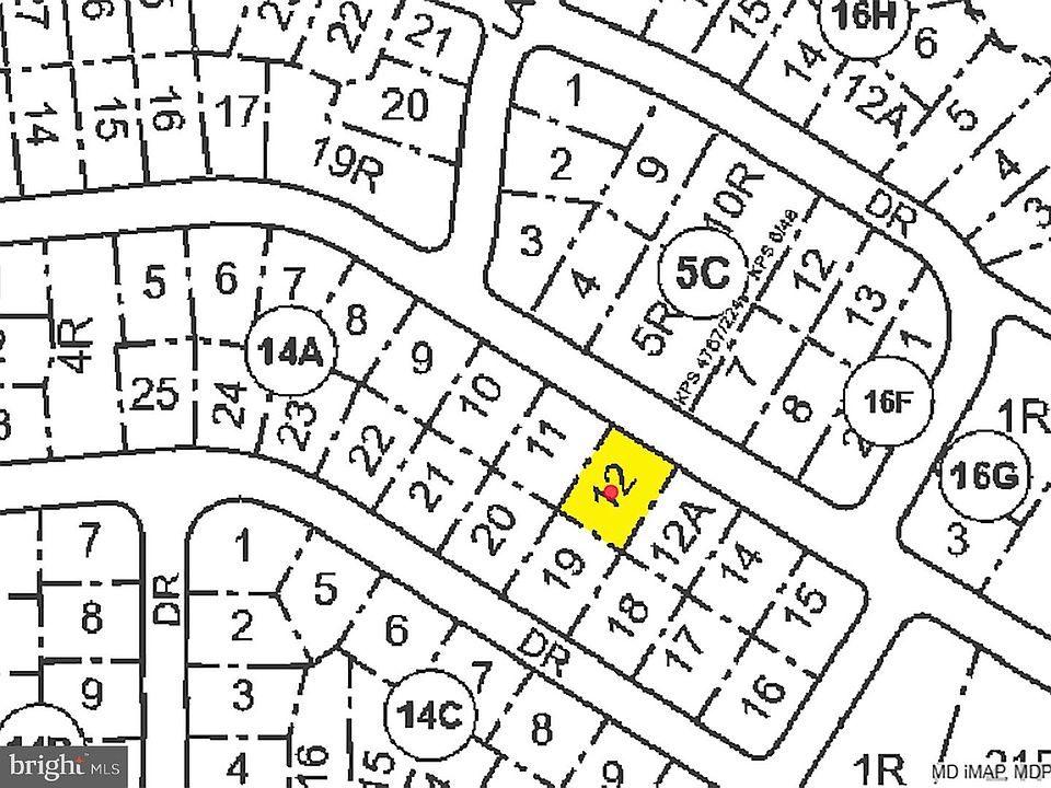 2nd image of 477 Lake Dr