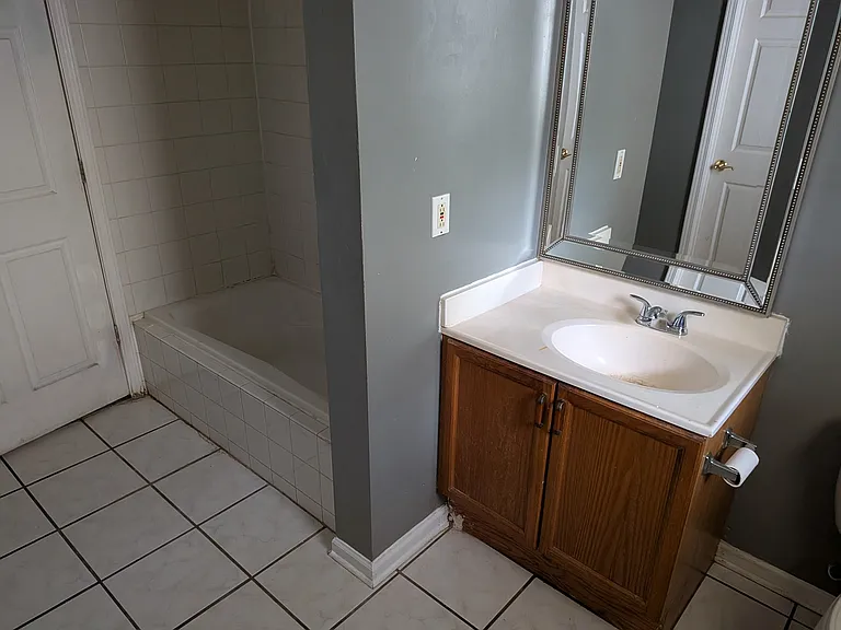 3516 Michigan Ave — Photo 6