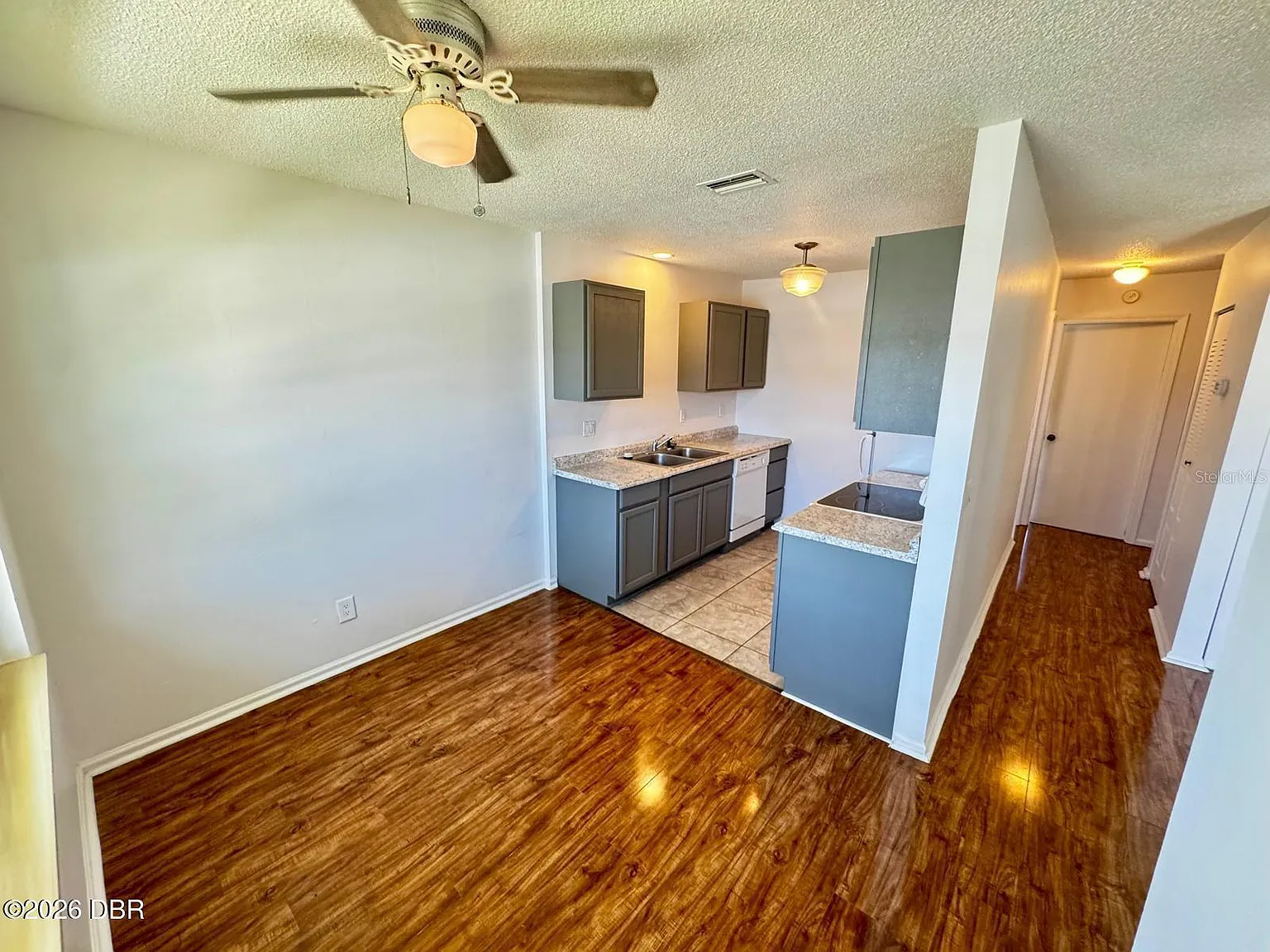 2 bed, 1.0 bath, 784 sqft, $1,500 — Photo 4