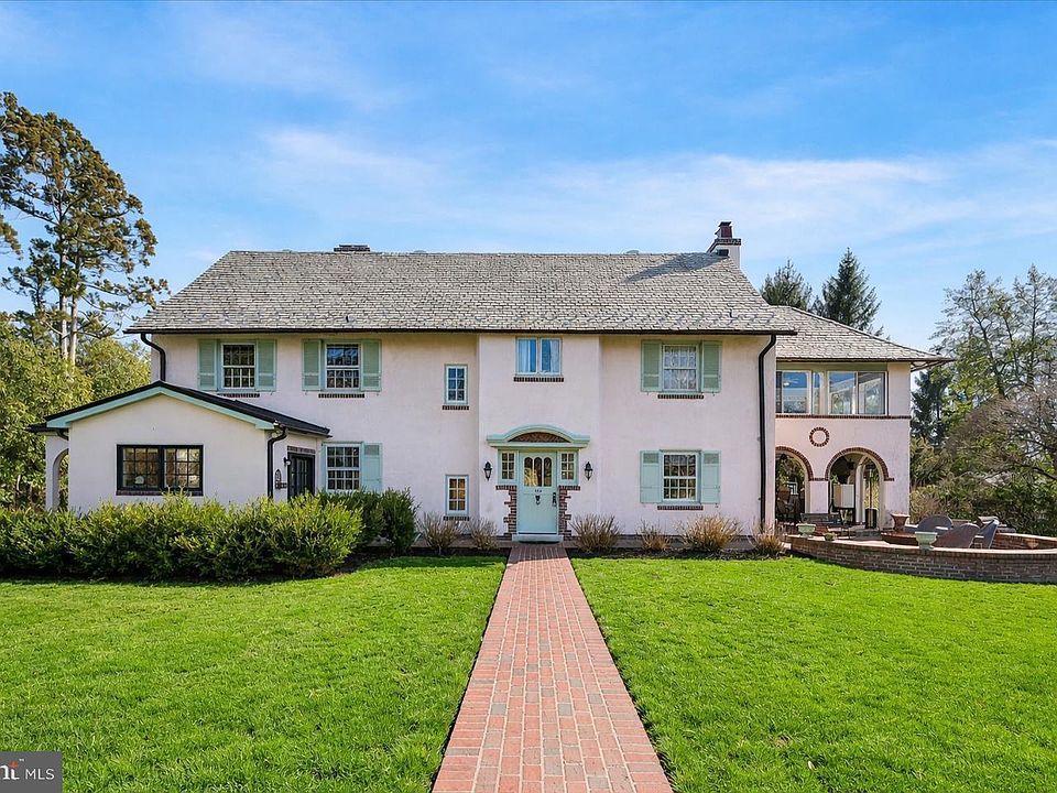 1st image of 490 Bancroft Rd