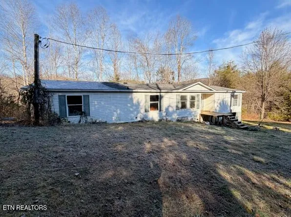 147 Shields Branch Rd, Tellico Plains, TN 37385