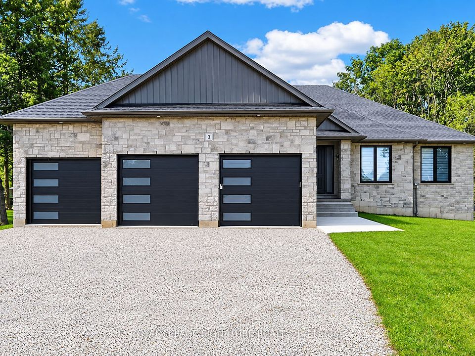 1st image of 3 Kings Ln