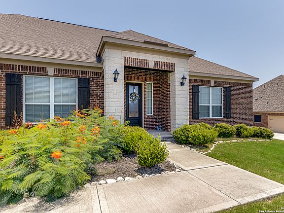 3rd image of 221 SITTRE DR