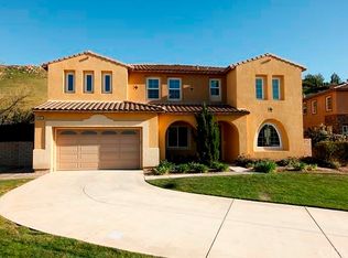 16551 Ridge Field Dr, Riverside, CA 92503