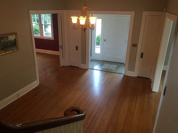 5th image of 1019 N Highland Ave