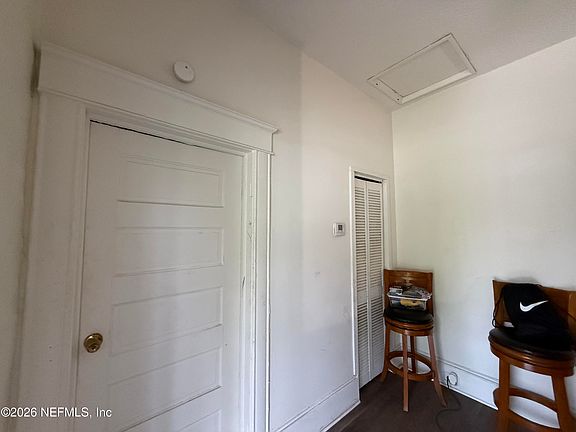 4th image of 218 E 18TH Street