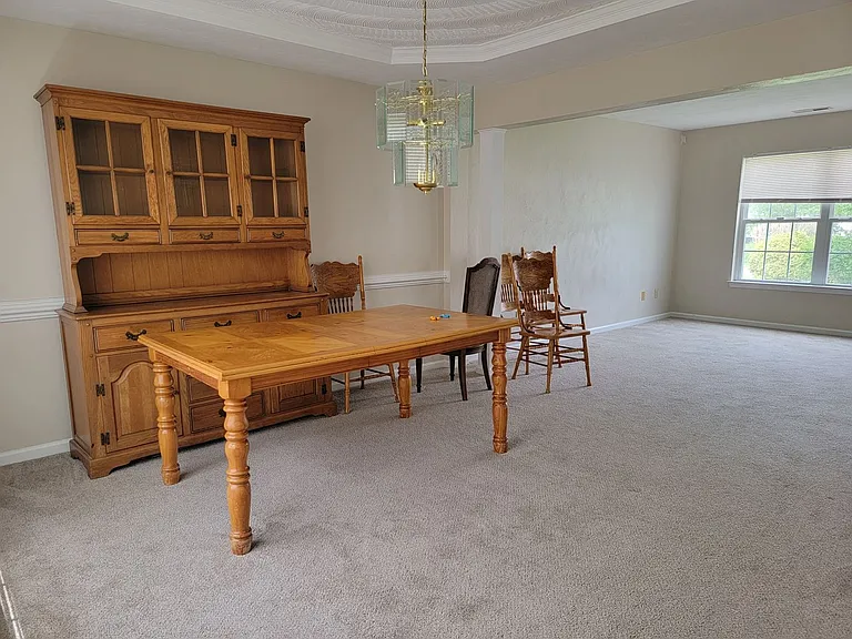 1110 Carriage Ct — Photo 21
