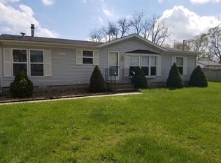 1022 Calhoun St, Waterloo, IA 50707