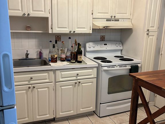 2nd image of 7450 Miami Lakes Dr APT C110