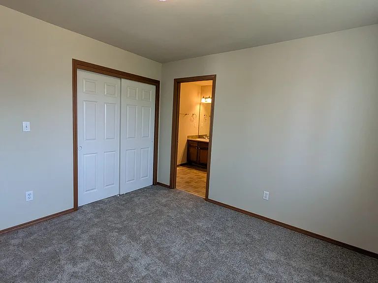 Bedroom 3 with shared access to Jack n Jill Bathroom
