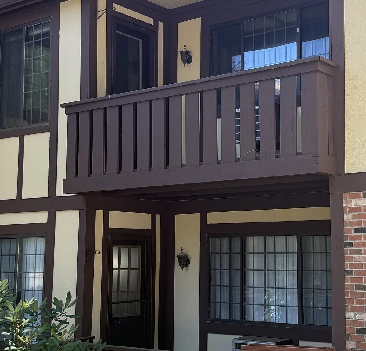 1 bed, 1.0 bath, 748 sqft, $2,100 — Photo 3