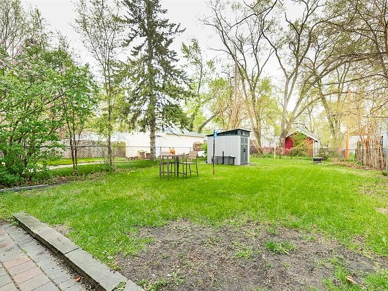 510 E Oakridge St — Photo 21