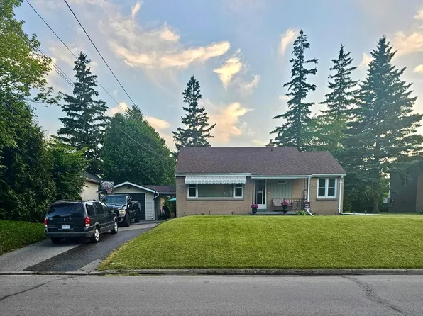 133 Abbott Blvd, Cobourg, ON K9A 4E5