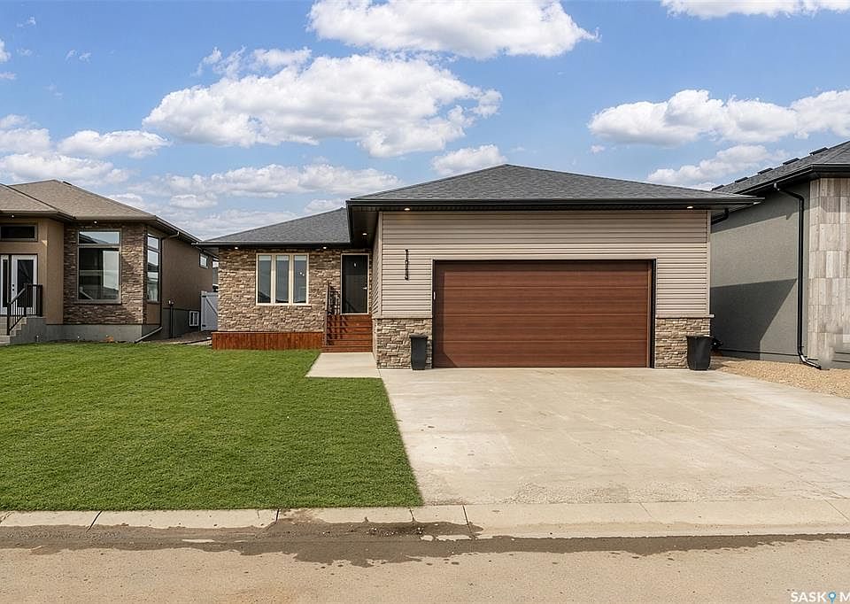 1st image of 123 Hodges CRESCENT