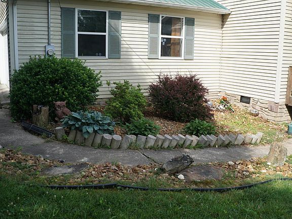 3rd image of 88 Allen Dr