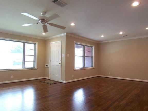 3rd image of 6310 Waltway Dr