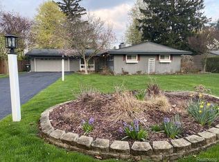 254 Texas Ave, Rochester Hills, MI 48309
