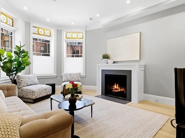 131 Saint Botolph St #1, Boston, MA 02115