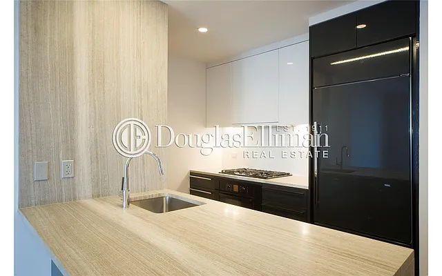 Rented by Douglas Elliman | media 7