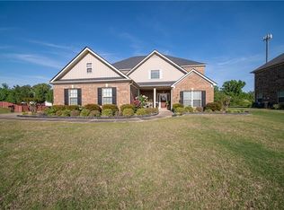 10 Registry Way, Fort Mitchell, AL 36856