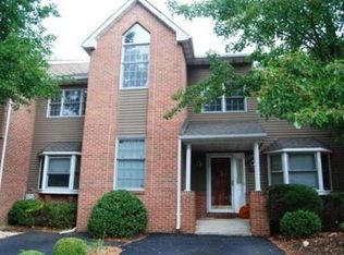 18 Kings Cross Cir #228, Doylestown, PA 18901