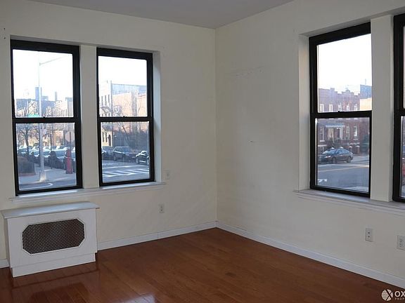 4th image of 4555 41st St APT 1A