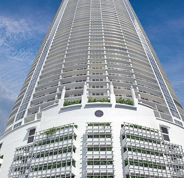 Opera Tower — Photo 3