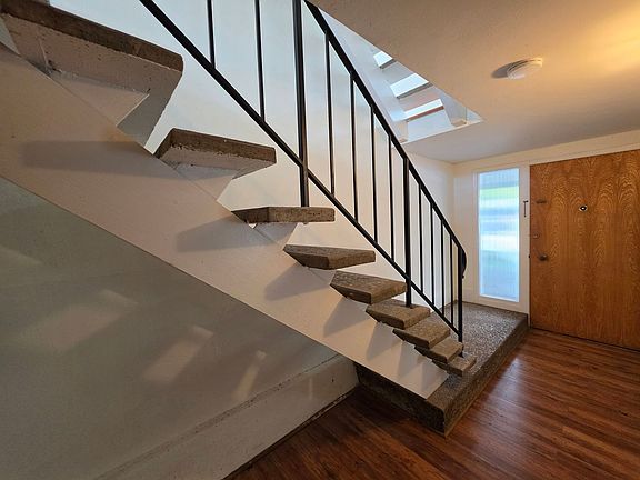 5th image of 981 Duncan St #983