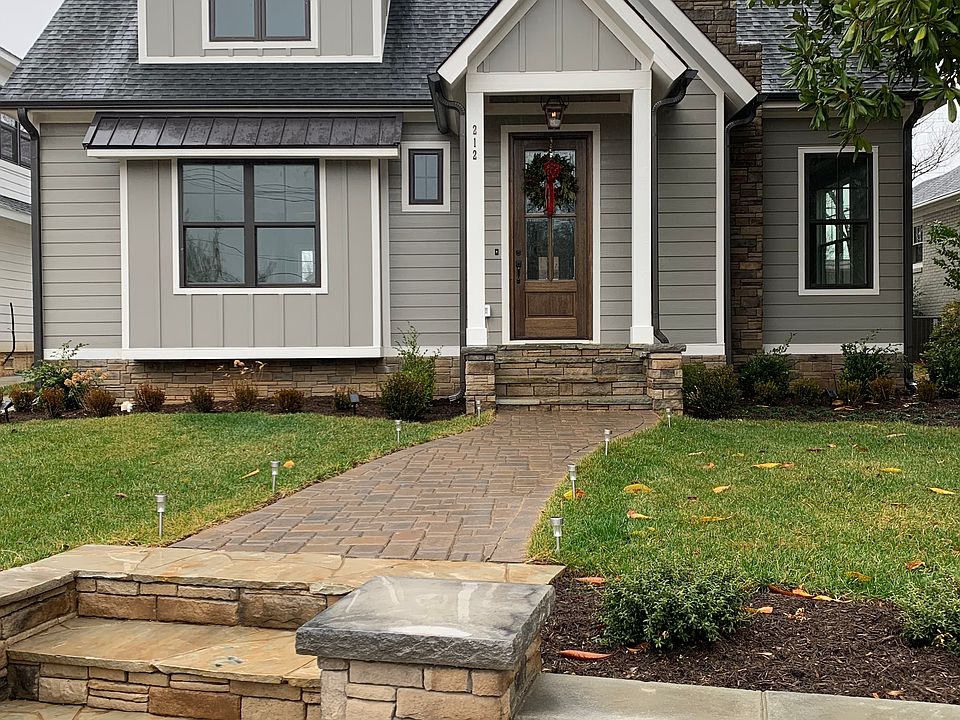 1st image of 212 Augusta Dr