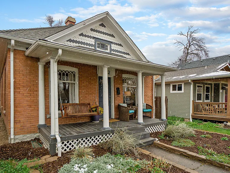 822 Laporte Ave — Photo 17