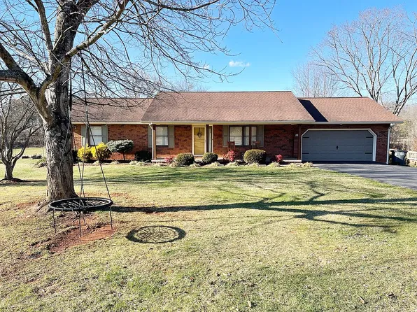 541 Redwood Dr, Mount Carmel, TN 37645