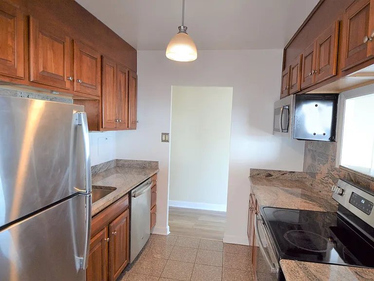 4180 Marine Terrace Apartments — Photo 226