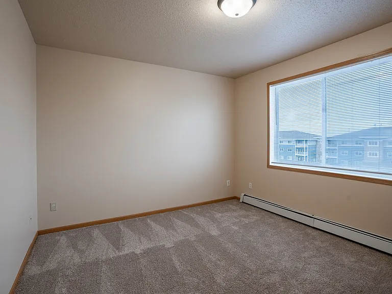 Fargo, ND West Lake Apartments | Bedroom