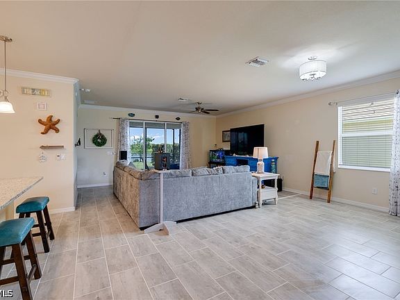 3rd image of 16138 Palmetto Prairie Dr