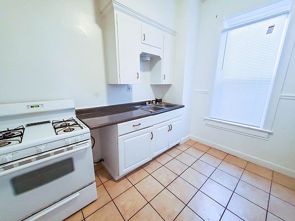 4th image of 337 W 8th St APT 2-A