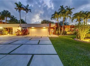 1550 Diplomat Pkwy, Hollywood, FL 33019