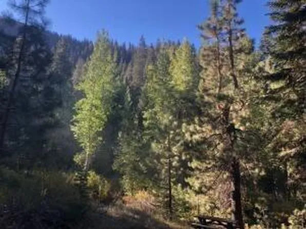 1 Mineral King Rd, Three Rivers, CA 93271